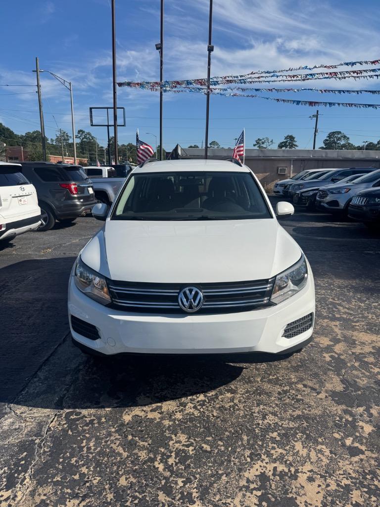 2017 Volkswagen Tiguan S - Photo 6