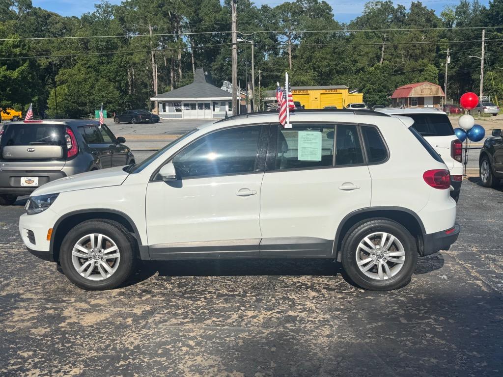 2017 Volkswagen Tiguan S - Photo 11