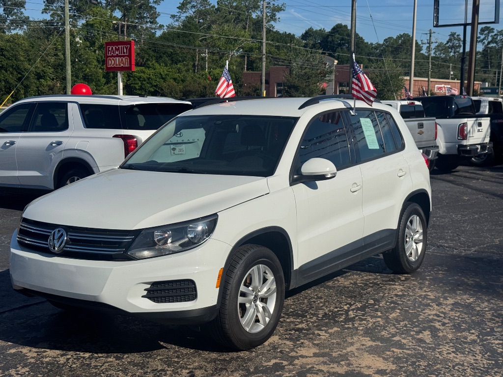 2017 Volkswagen Tiguan S - Photo 7