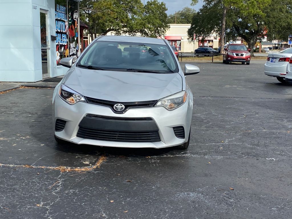 2015 Toyota Corolla L photo 2