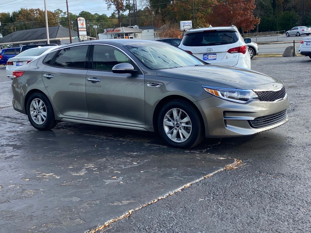 2016 Kia Optima EX photo 2